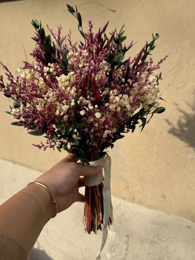 Ramo de novia con flores preservadas